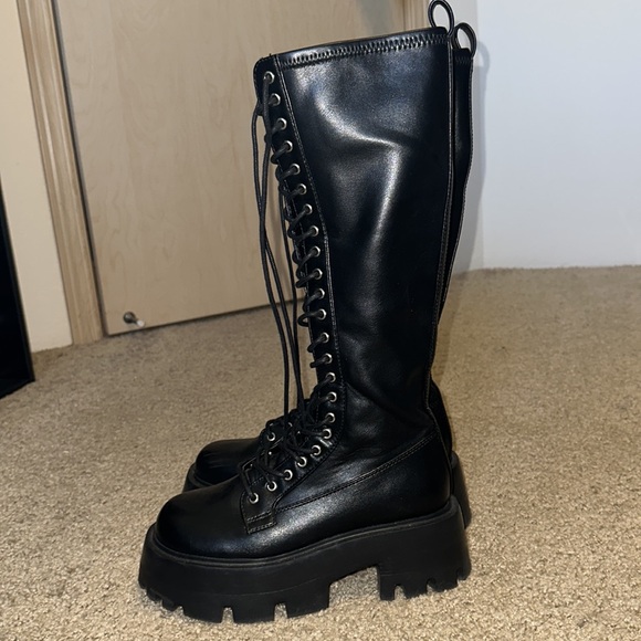 Steve Madden boots - Picture 2 of 6